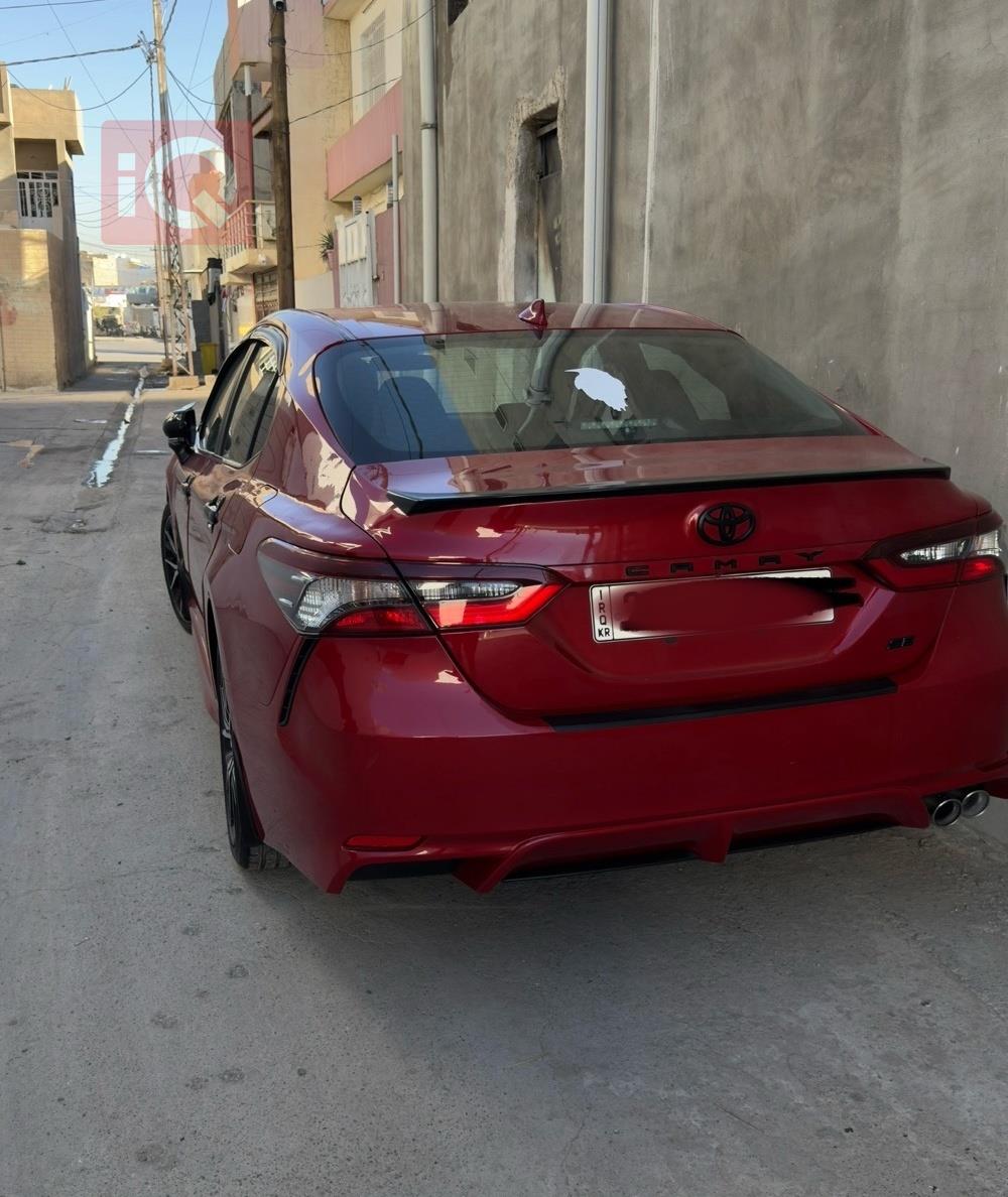 تۆیۆتا کامری